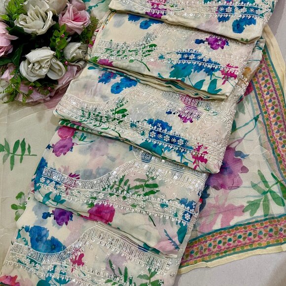 Cream Designer Pakistani Party Wear Embroidered Organza Punjabi Salwar Suit - Picture 2 of 2